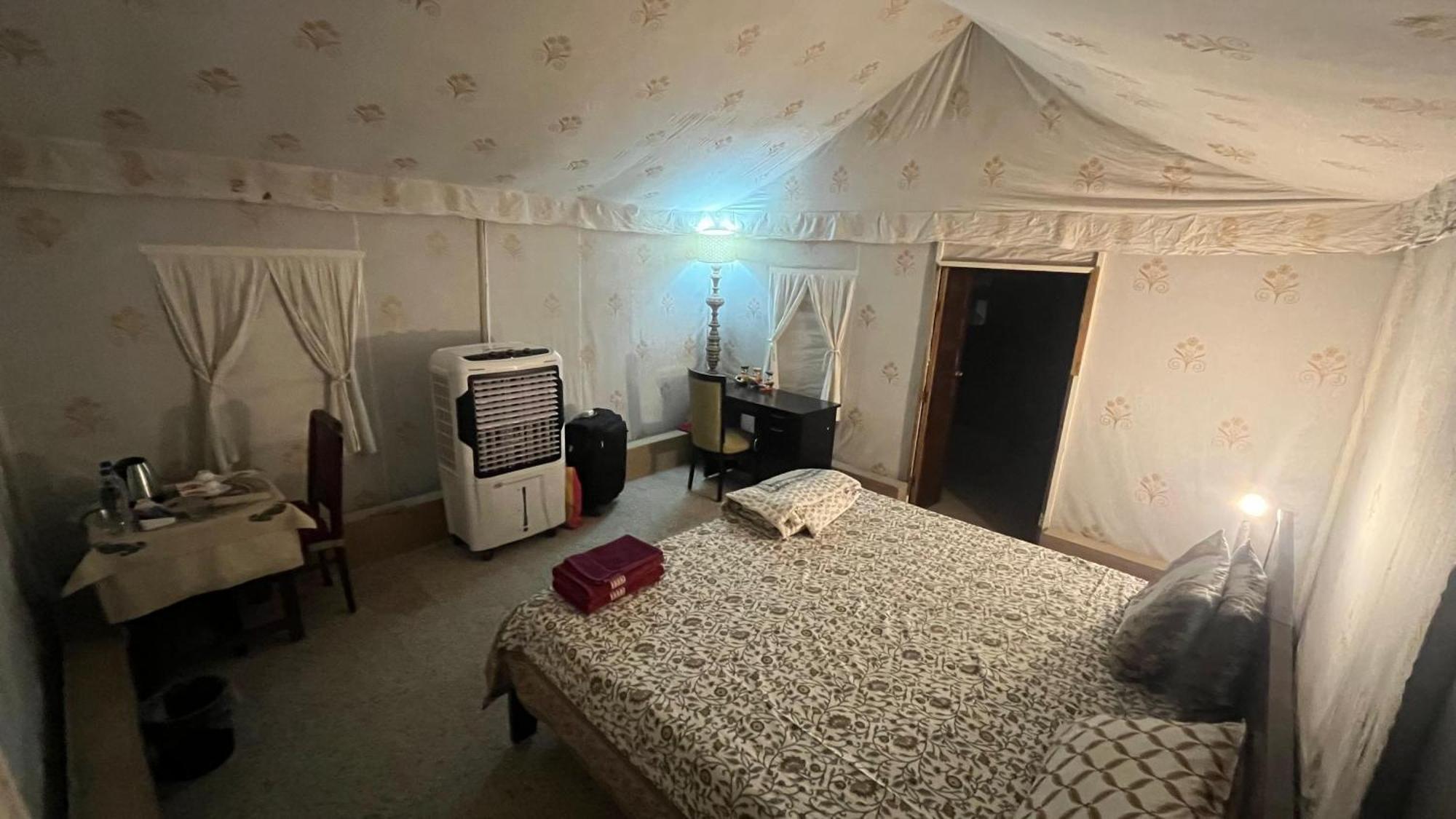 Happy Homestay Jaipur Eksteriør bilde